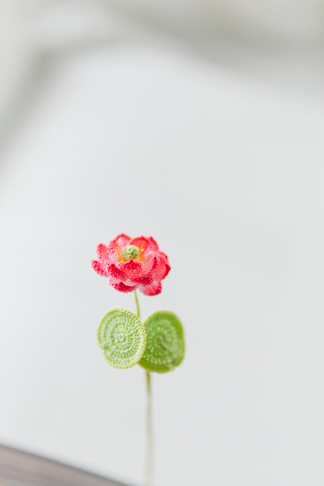 Microcrochet Lotus Bookmark