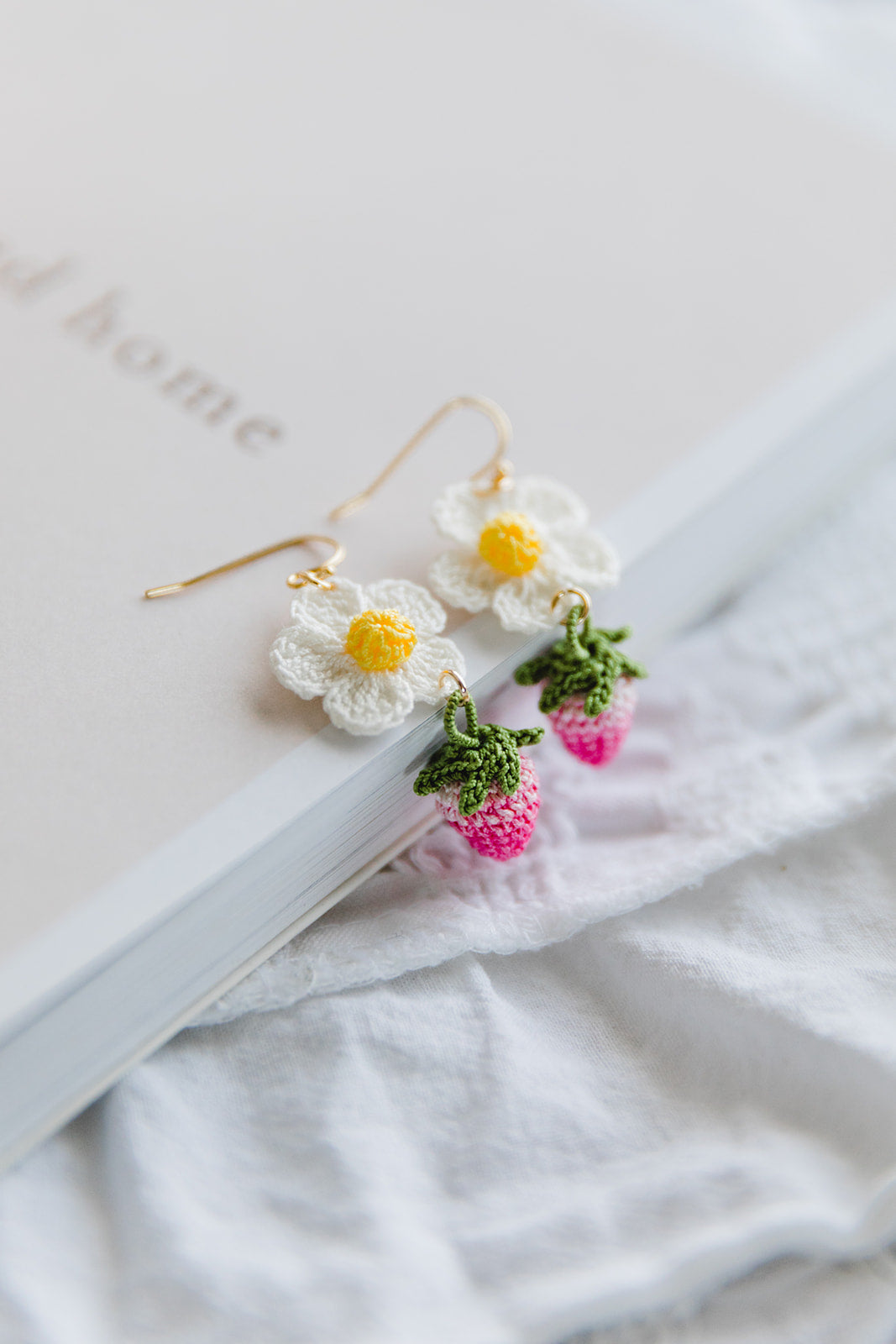 Microcrochet Strawberry Earring