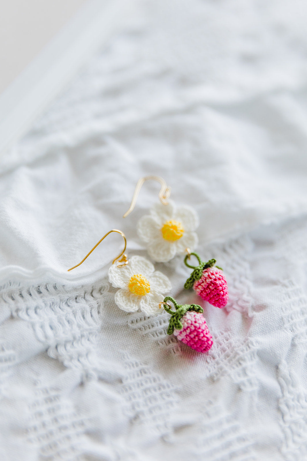 Microcrochet Strawberry Earring