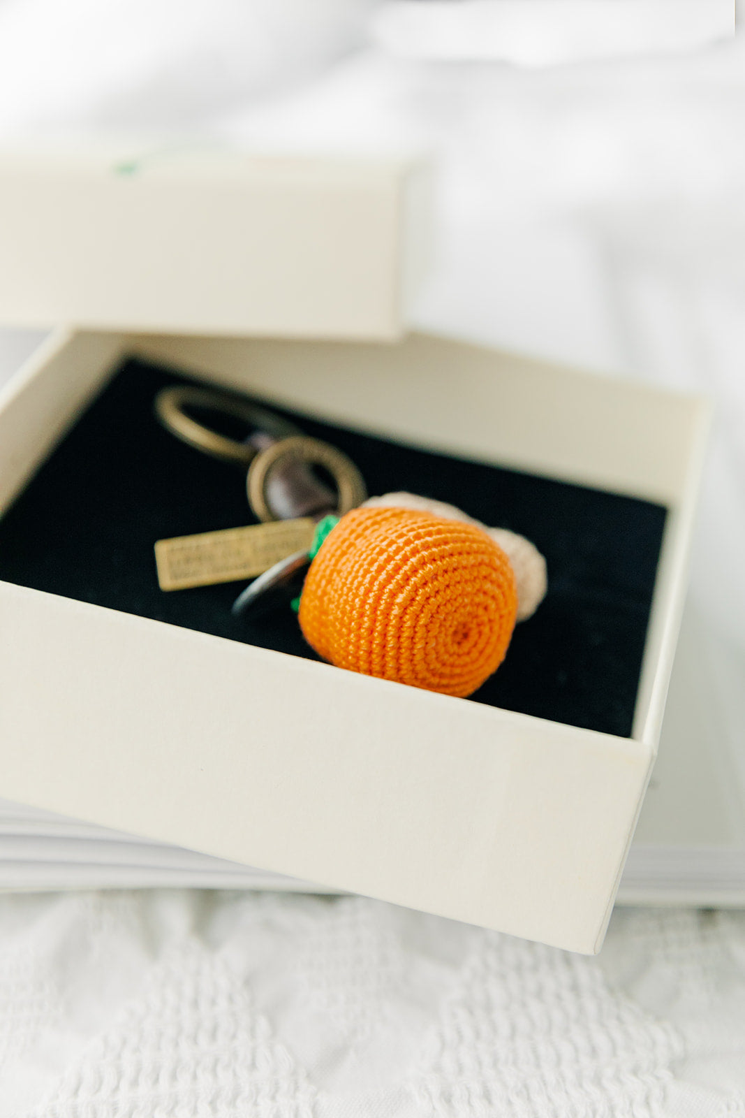 Microcrochet Persimmon Peanuts Keychain