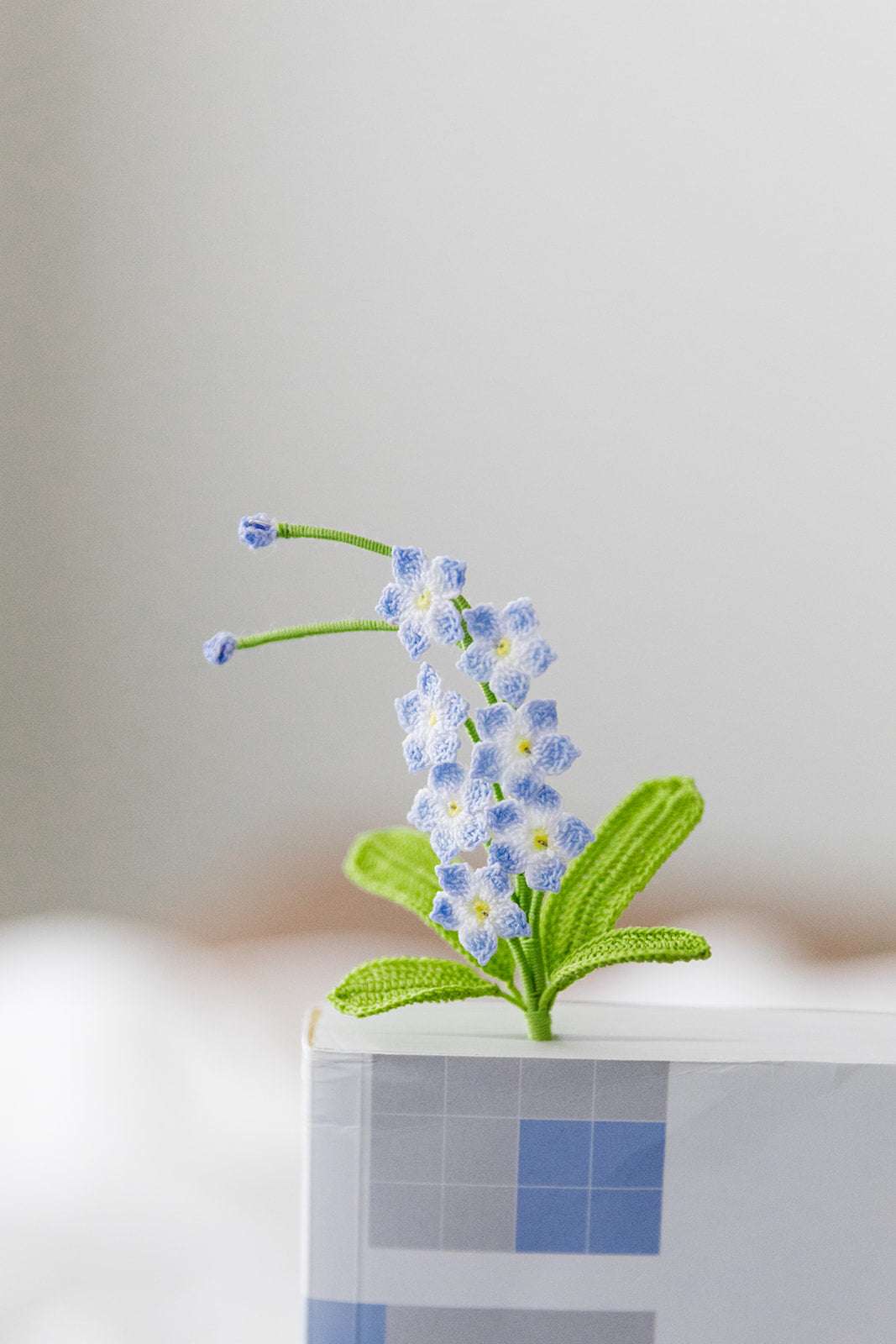 Microcrochet Forget Me Not Bookmark