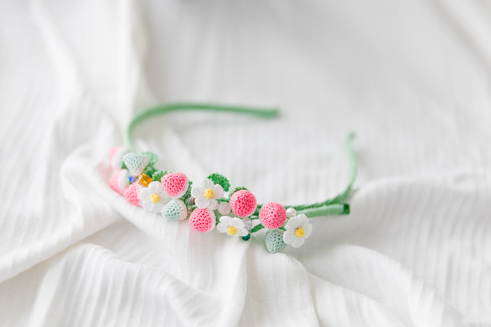 Microcrochet Light Stawberry Hairband