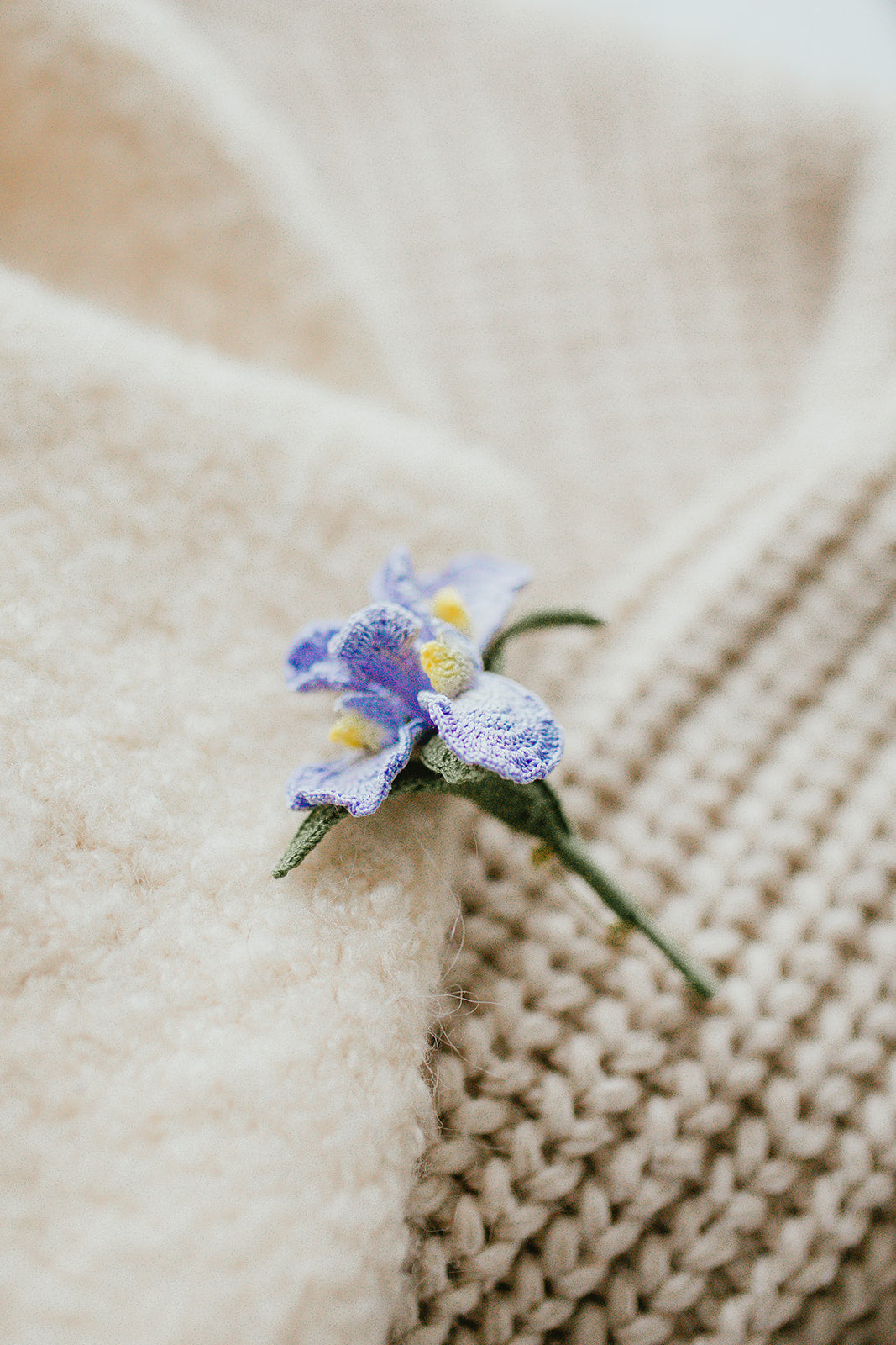 Microcrochet Iris Brooch