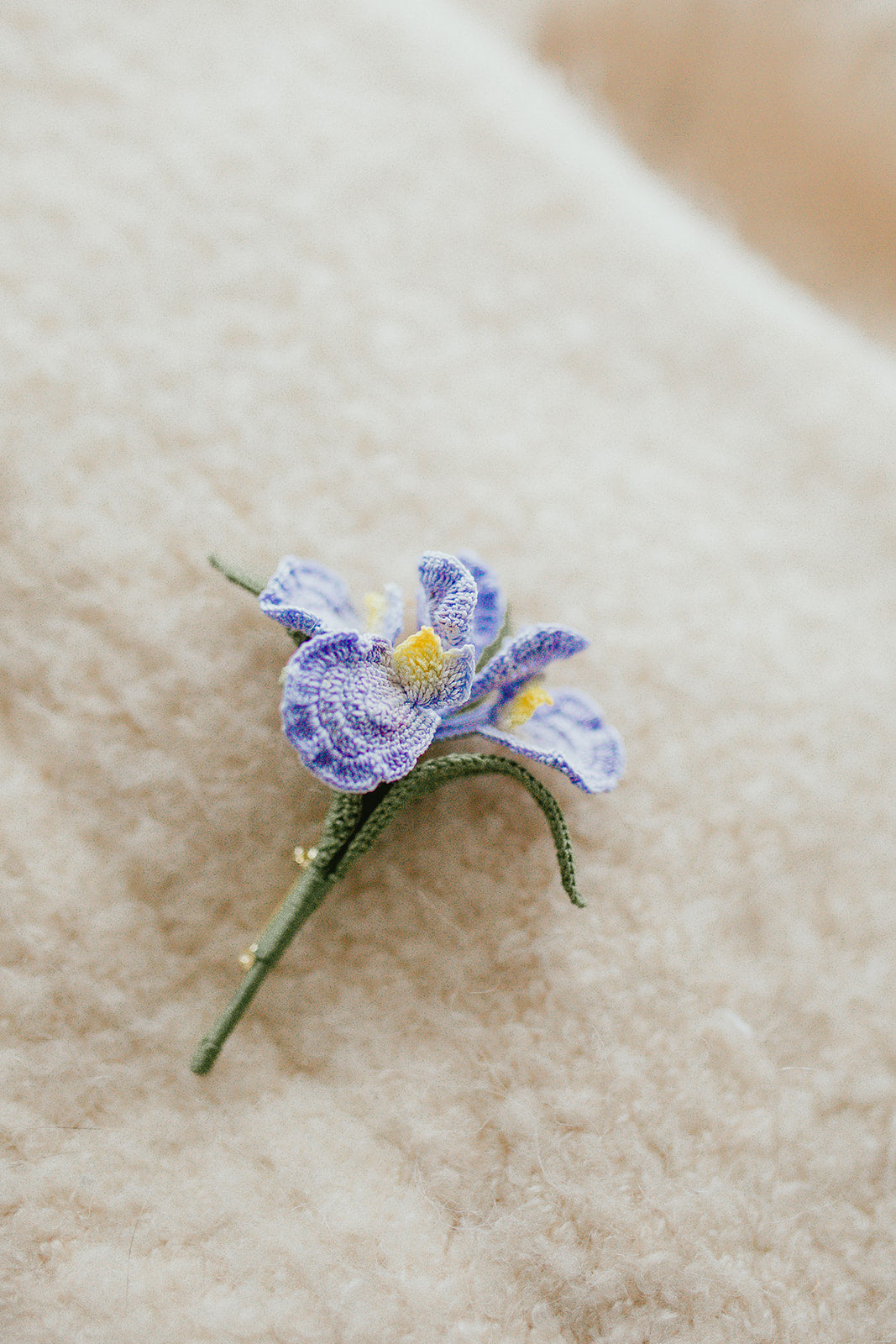 Microcrochet Iris Brooch