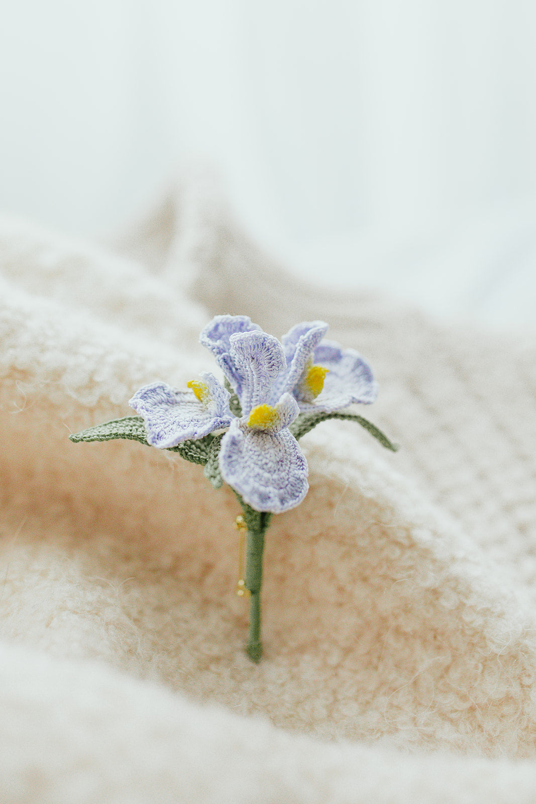 Microcrochet Iris Brooch