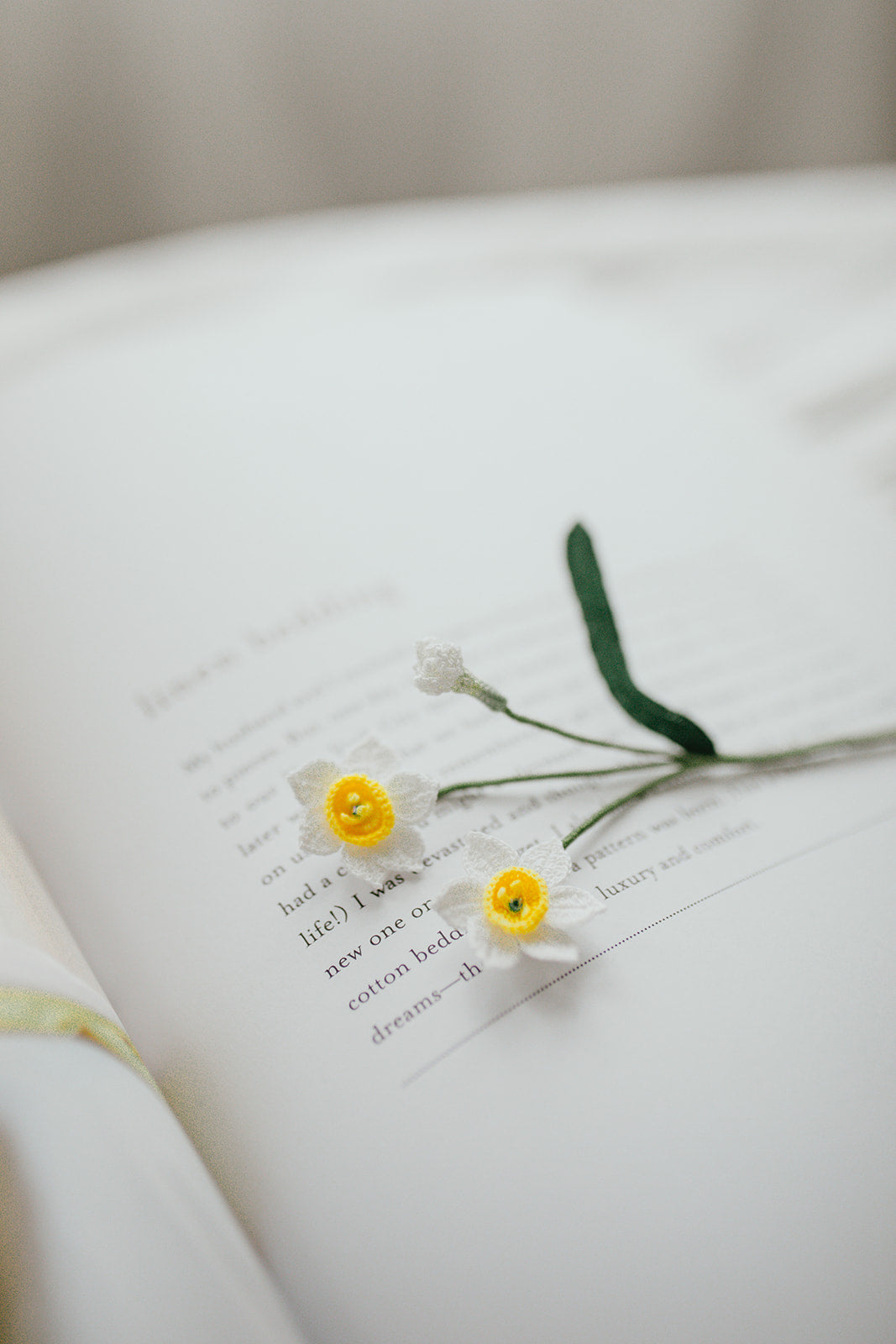 Microcrochet Daffodil Bookmark